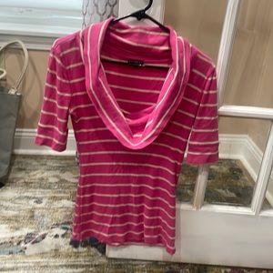 3/4 pink shirt size small from express